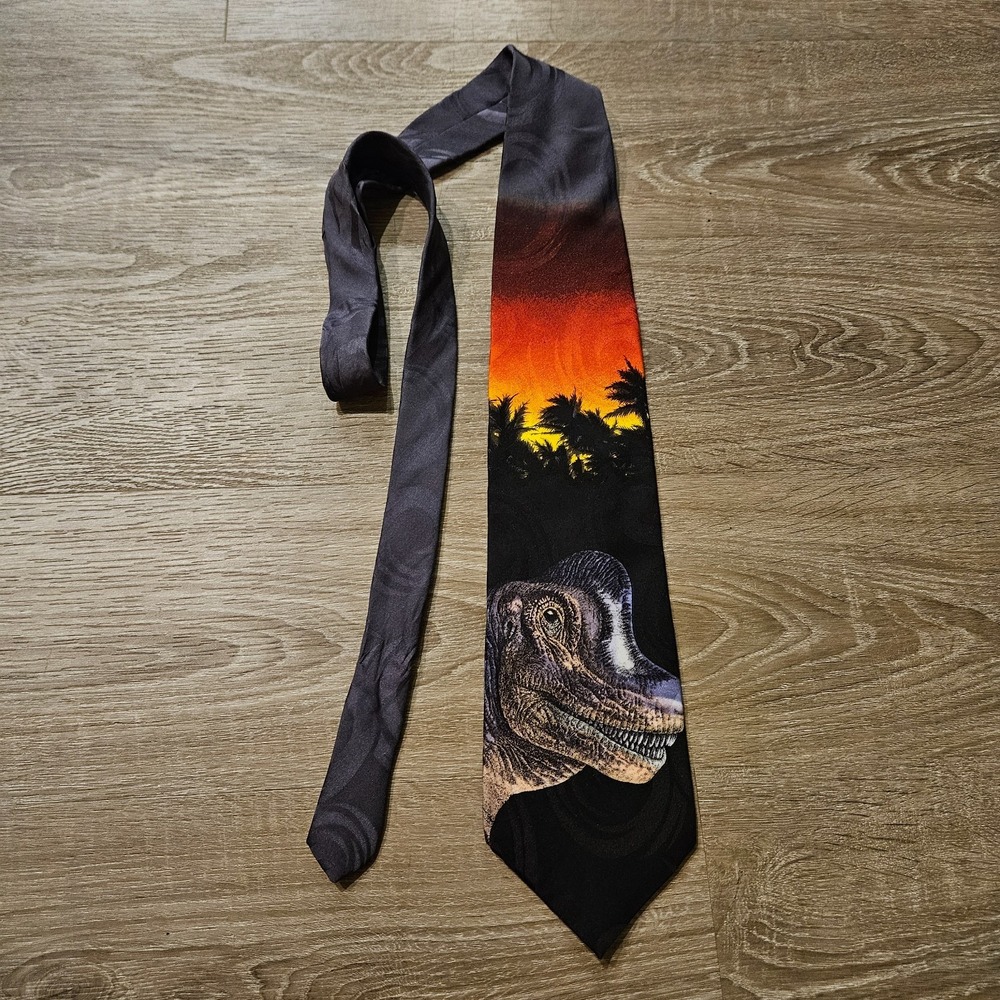 Vintage 1993 Jurassic Park Brachiosaur Brontosaurus Silk Tie Made USA